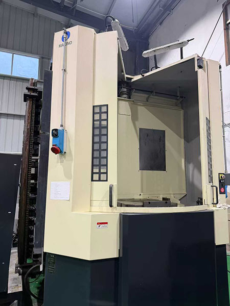 Used Makino a81 Horizontal Machining Center