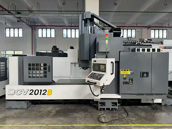 Used YCM DCV-2012B Gantry Machining Centre