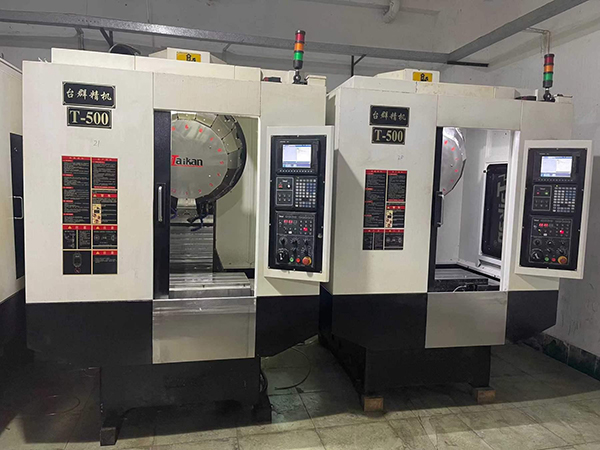 Used Taikan T-500 CNC Drill Tap Center