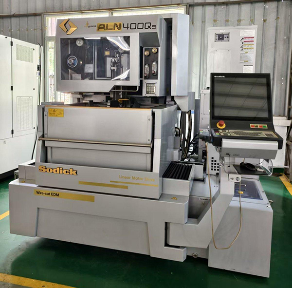 Used Sodick ALN400Qs Wire Cut EDM Machine