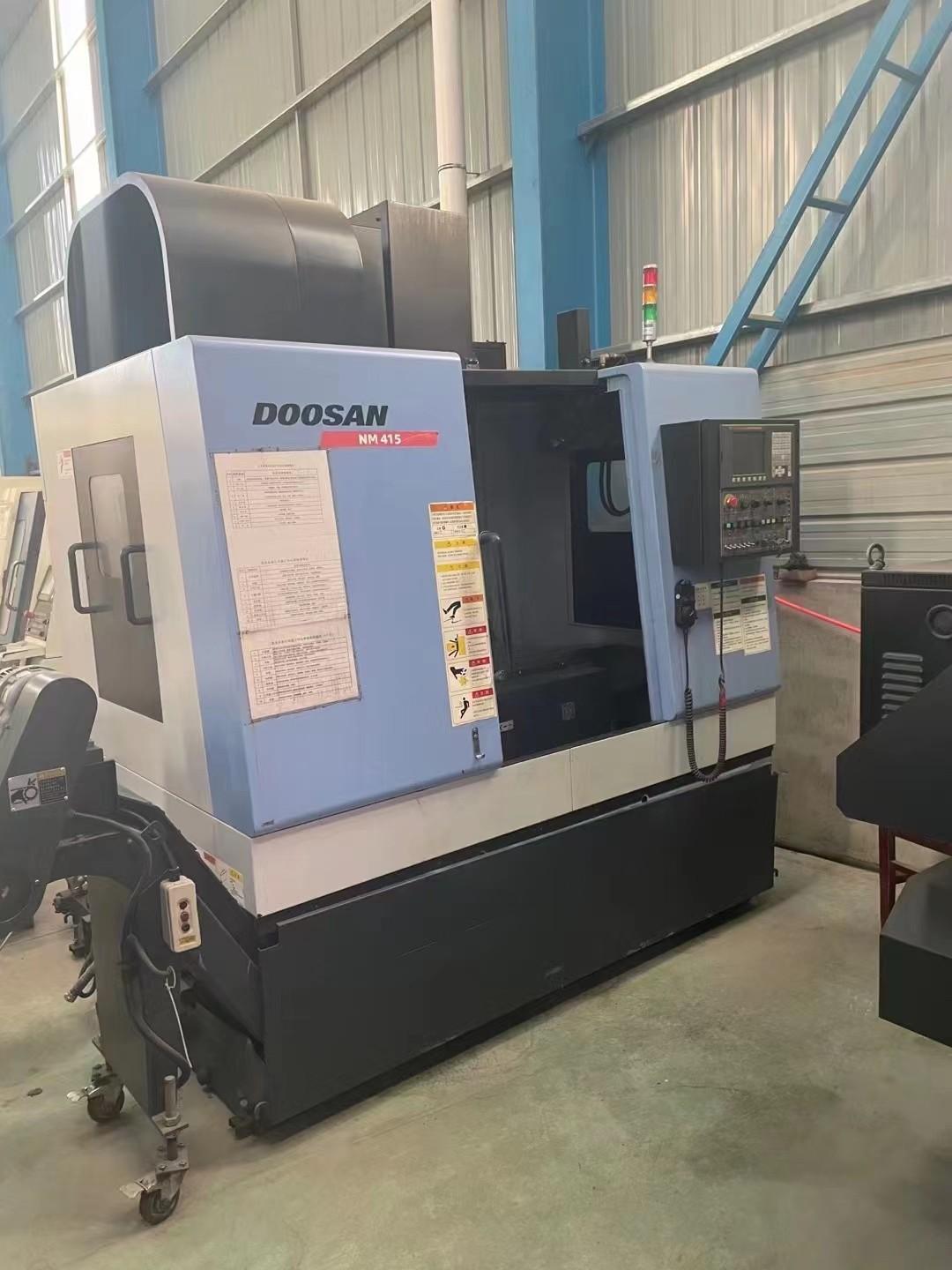 Vertical machining center