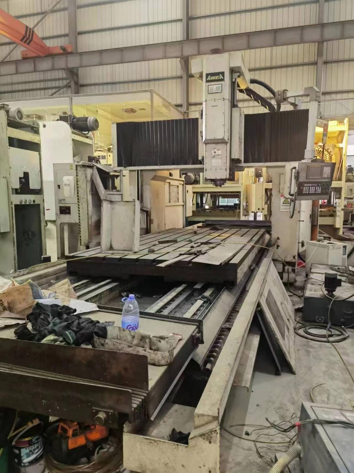 Gantry Machining center