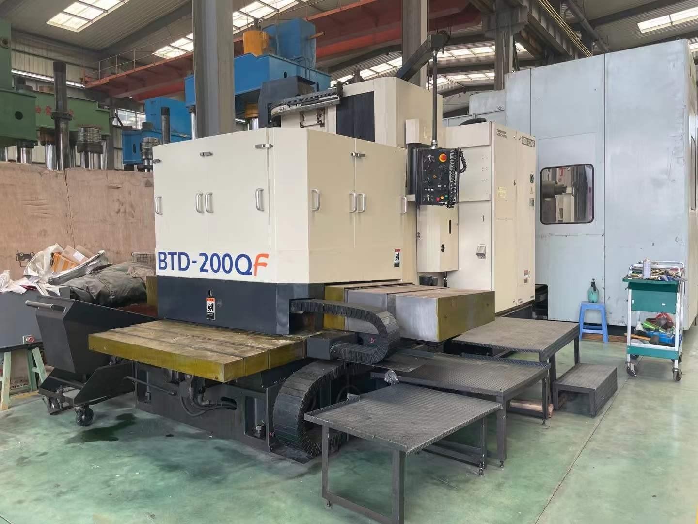 CNC  boring and milling machining center