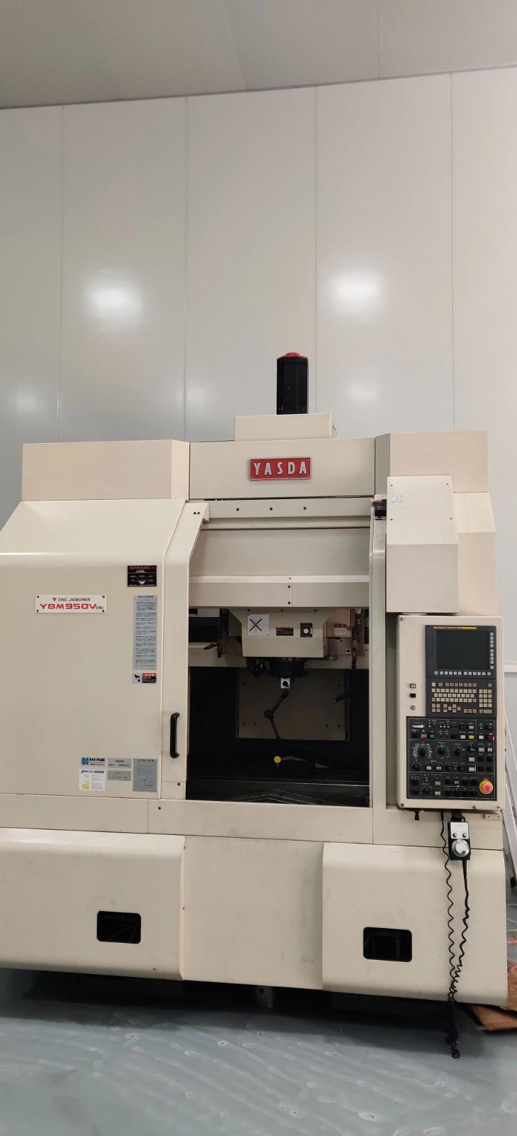 Vertical machining center