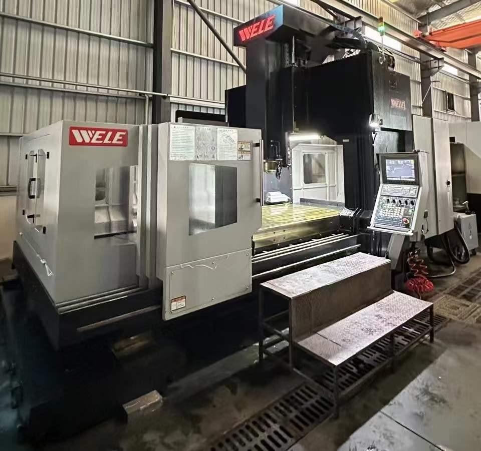 Gantry machining center