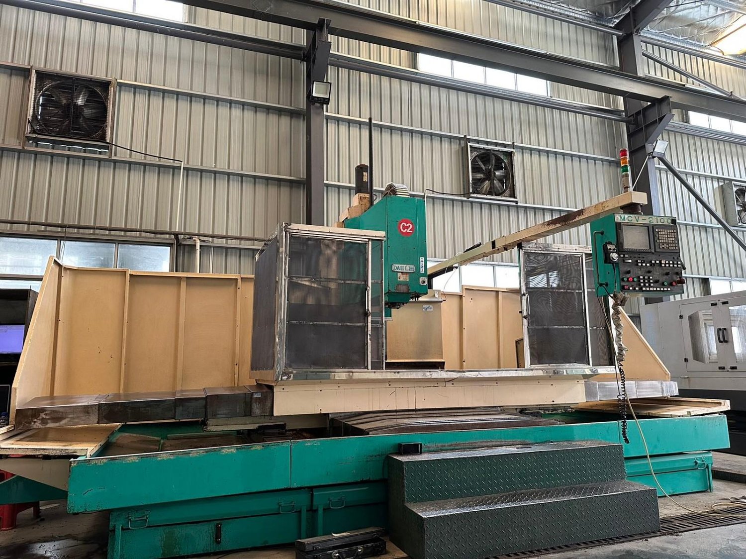 Machining center