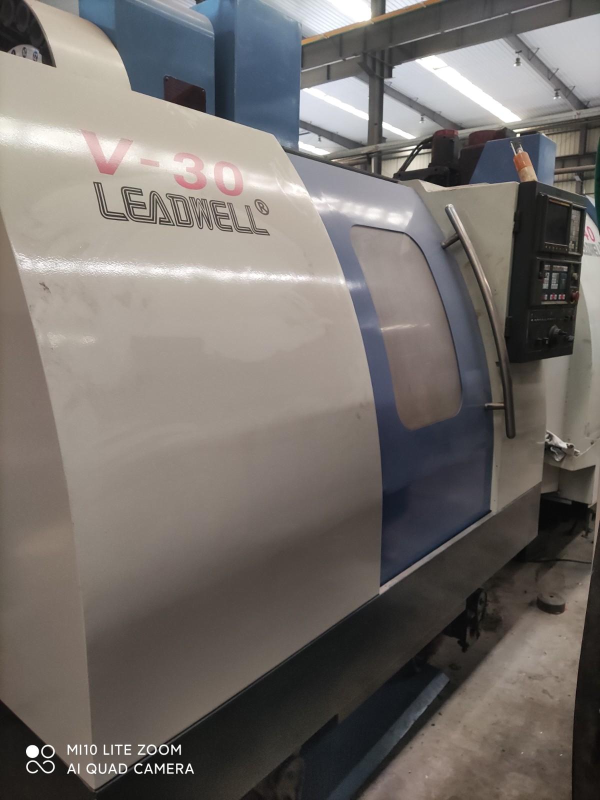 Vertical machining center