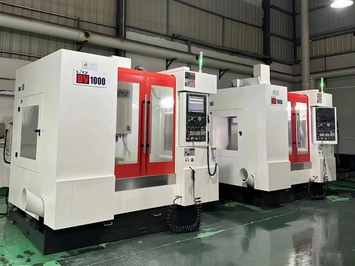 Vertical machining center