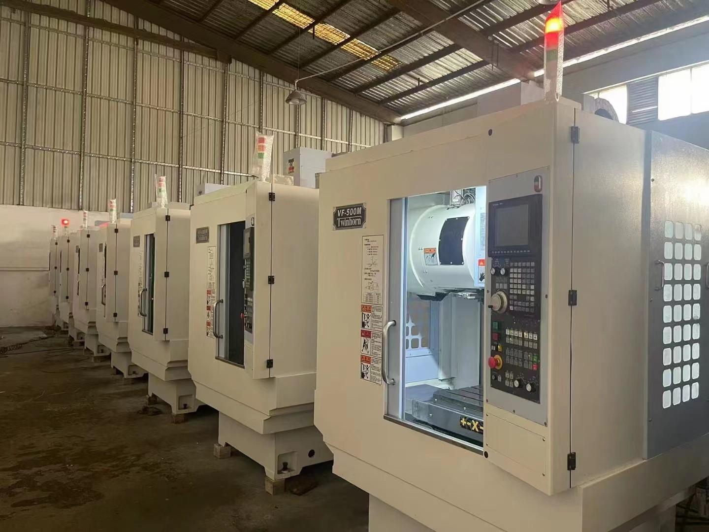 Vertical machining center