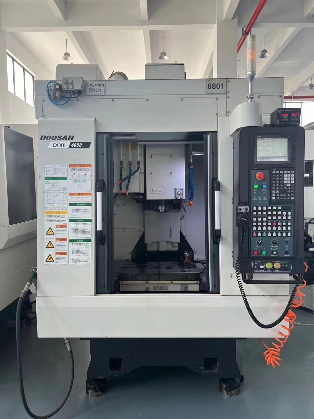 Vertical machining center