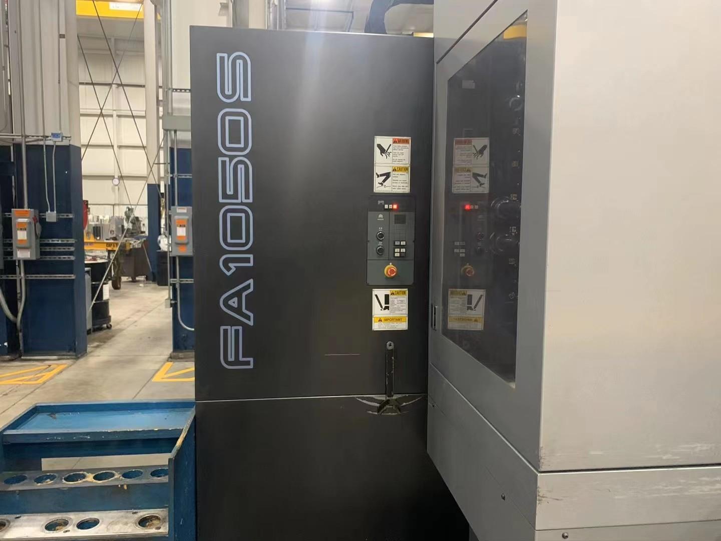 Horizontal machining center