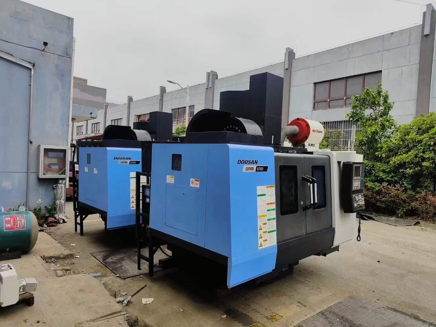 Machining center