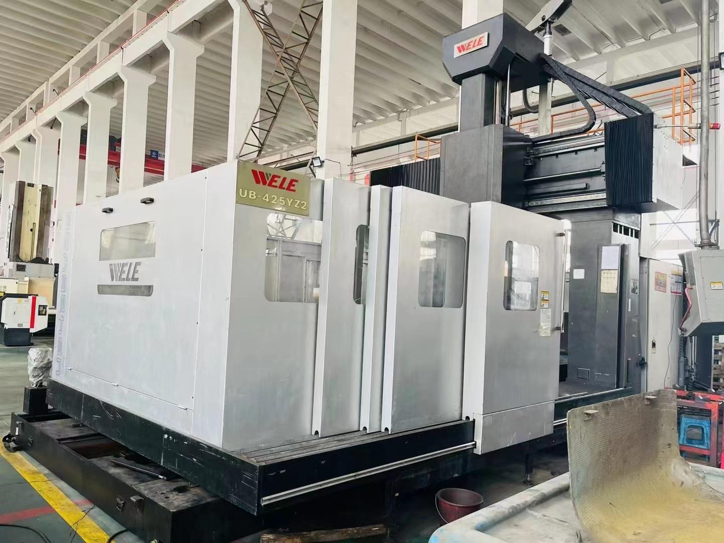 Gantry machining center
