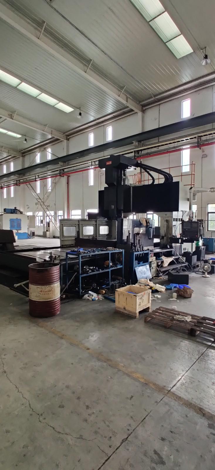 Machining center