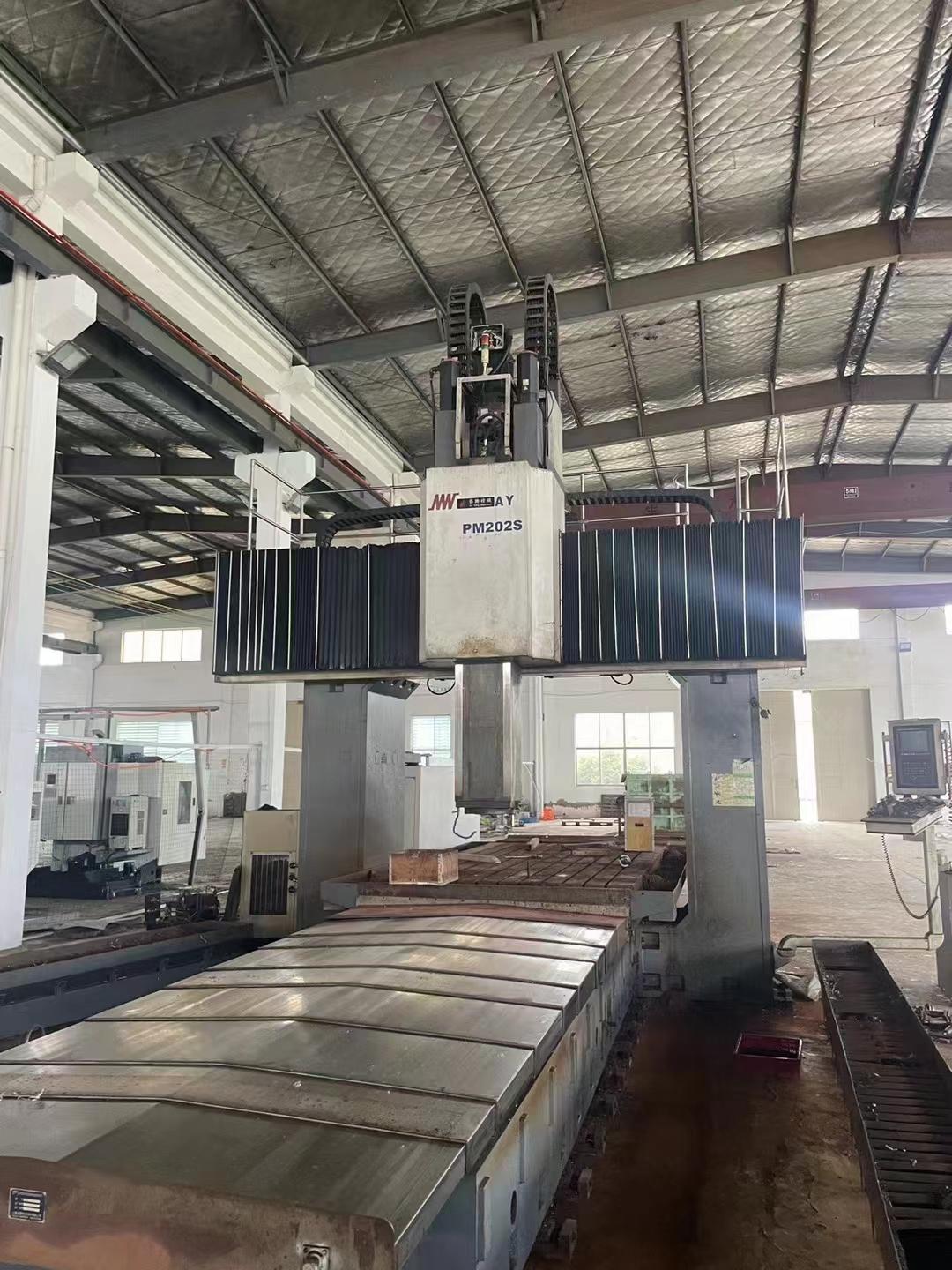 Gantry machining center