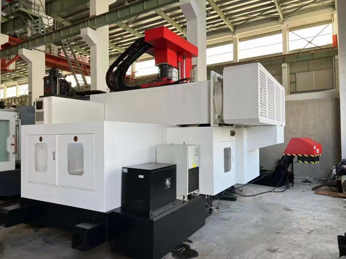 Gantry machining center