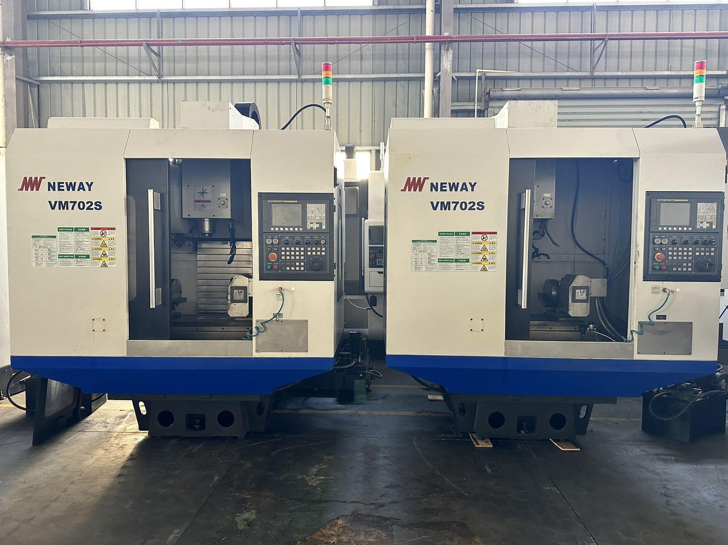 Vertical machining center
