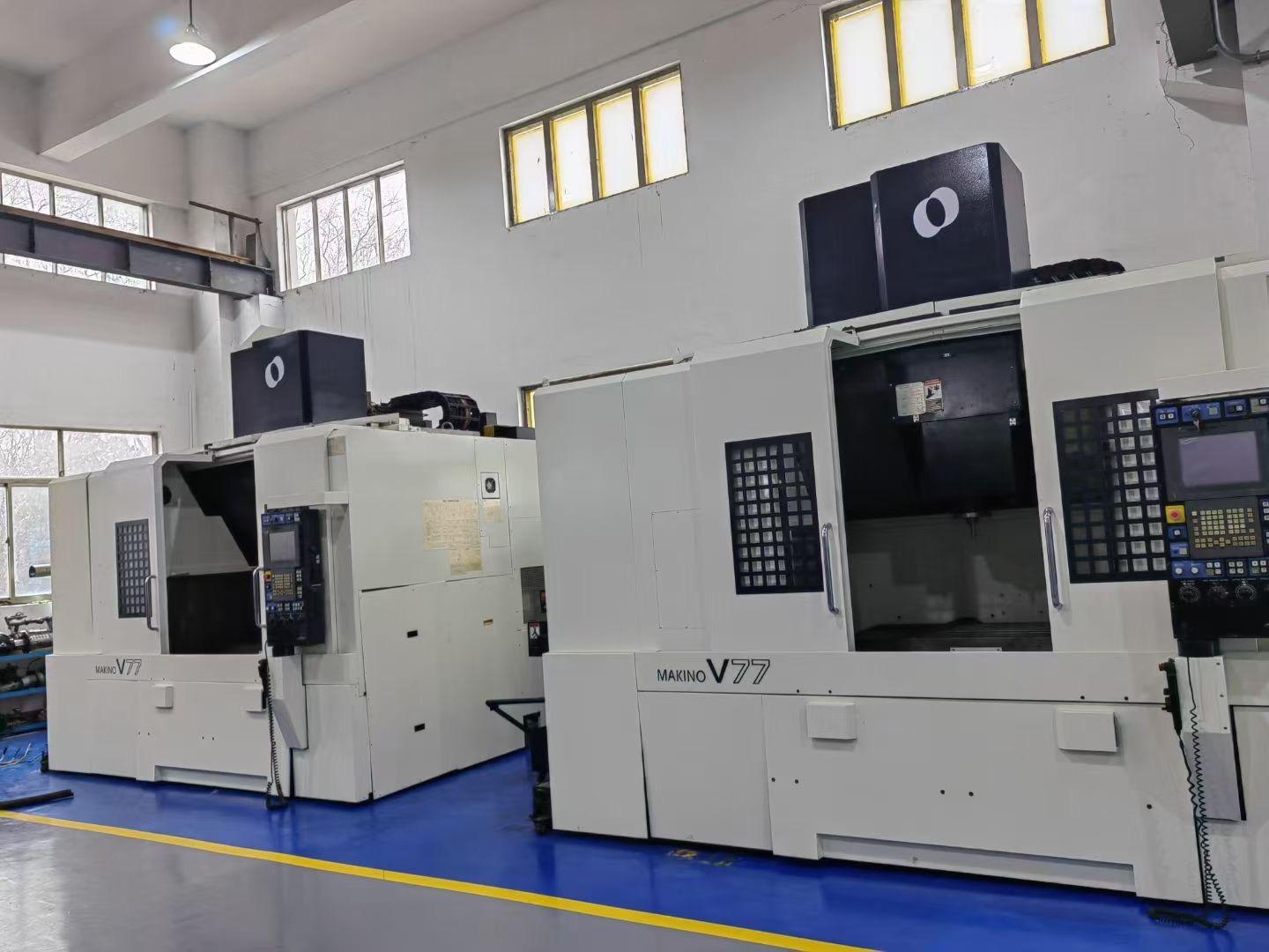 Makino - V77