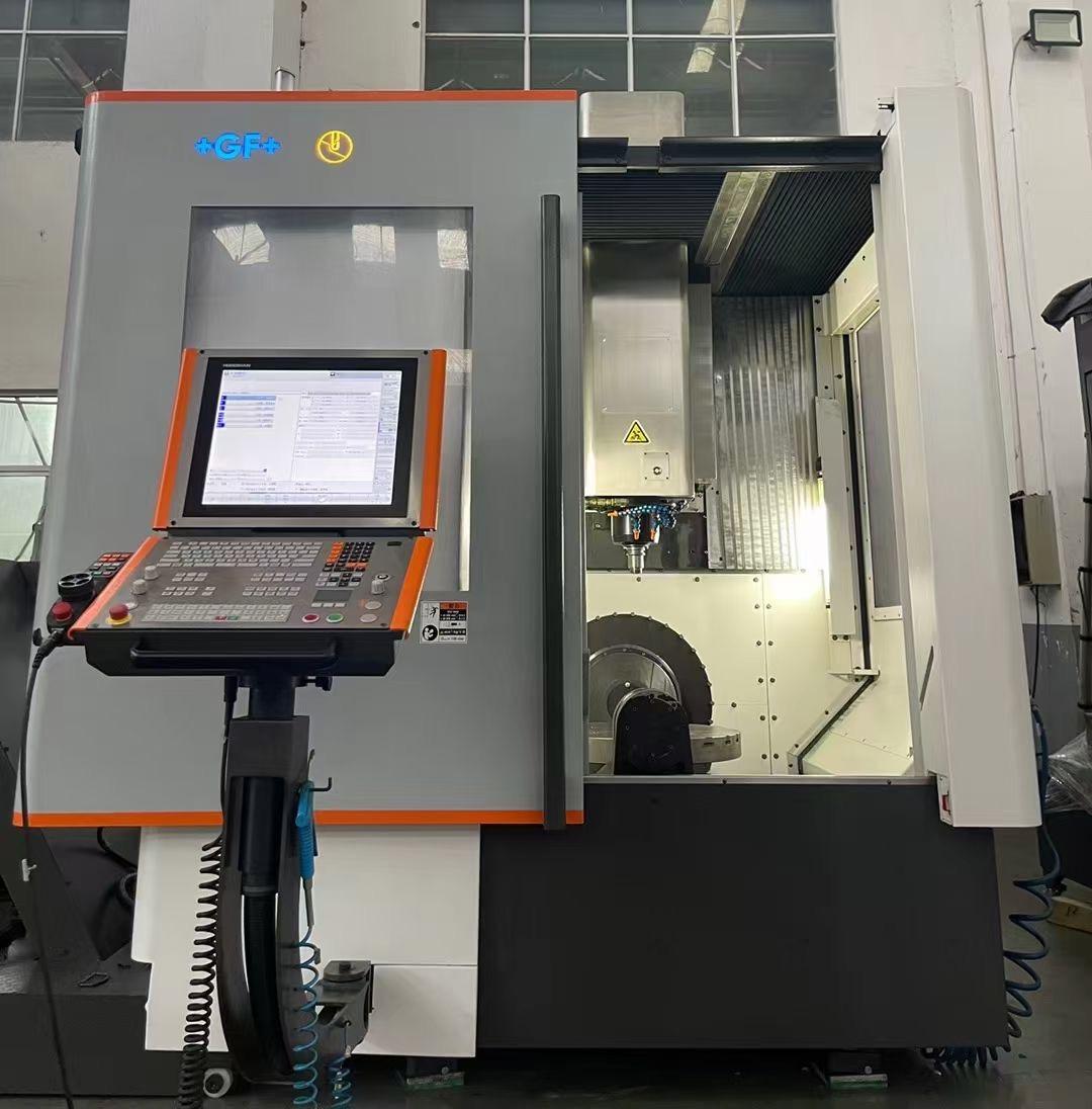 MIKRON - MILL E700U