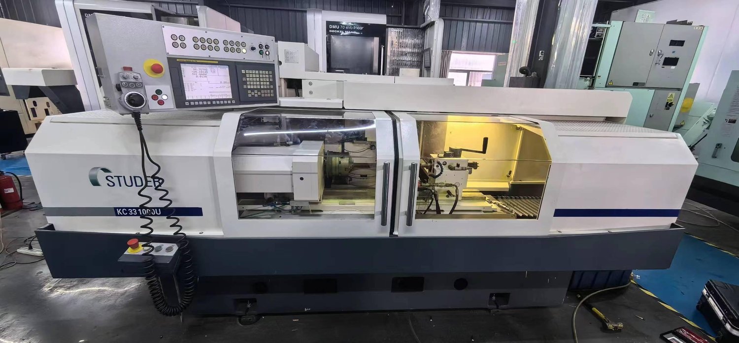 Internal and external cylindrical grinding machine