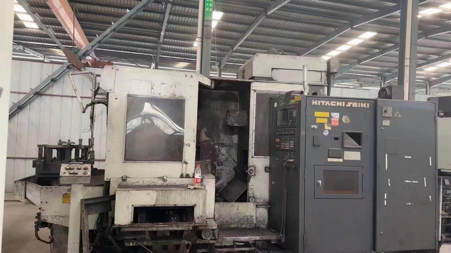 Hitachi - HC500