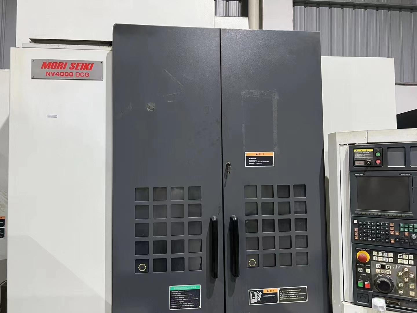 Mori Seiki - NV4000 DCG