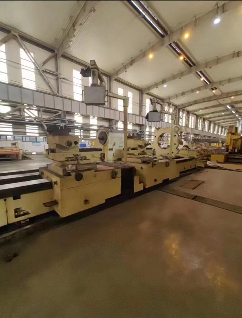 Horizontal CNC lathe
