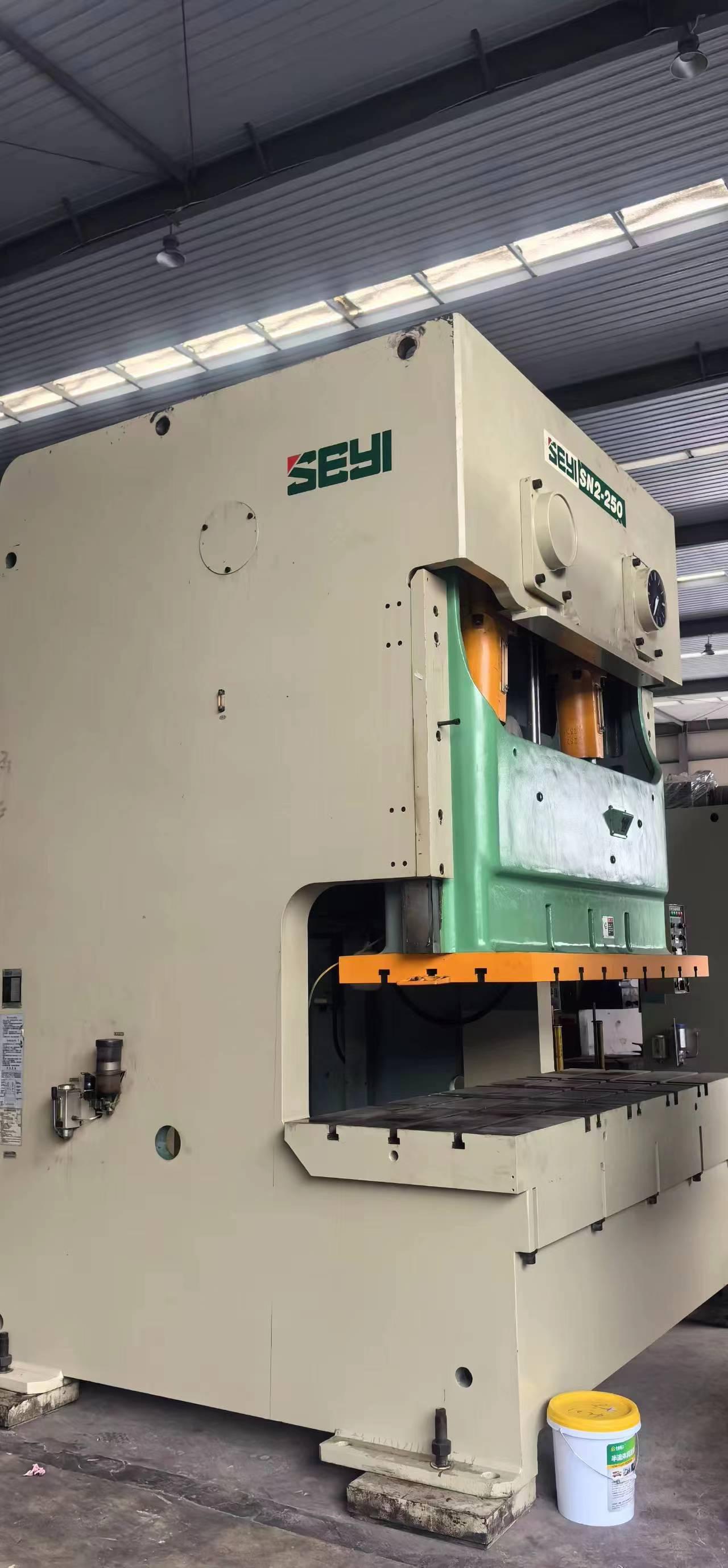 SEYI - SNS-250