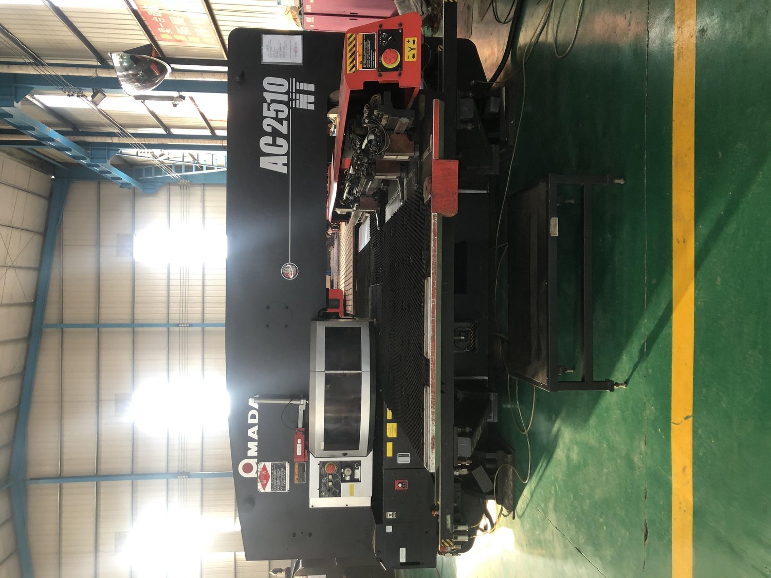 Amada - AC2510NT