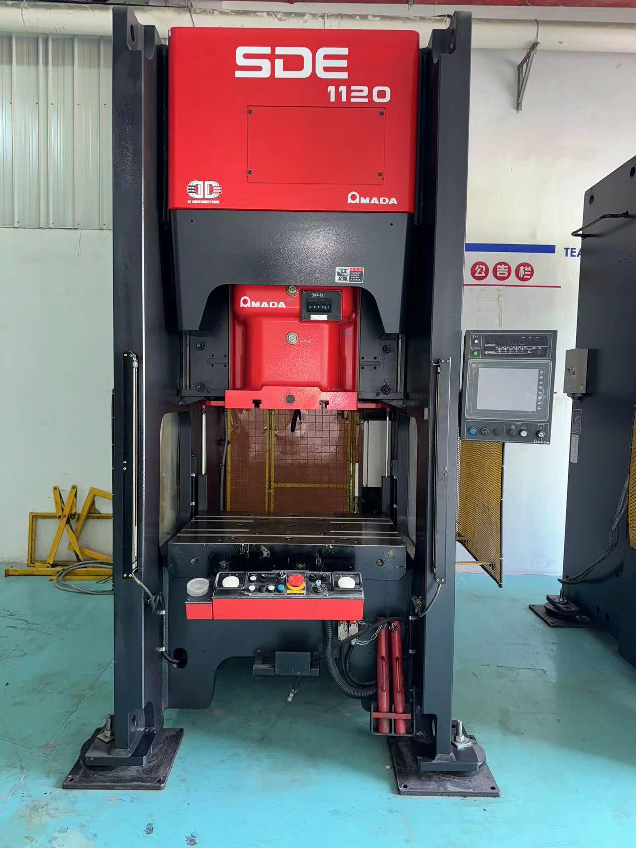 AMADA - SDE1120