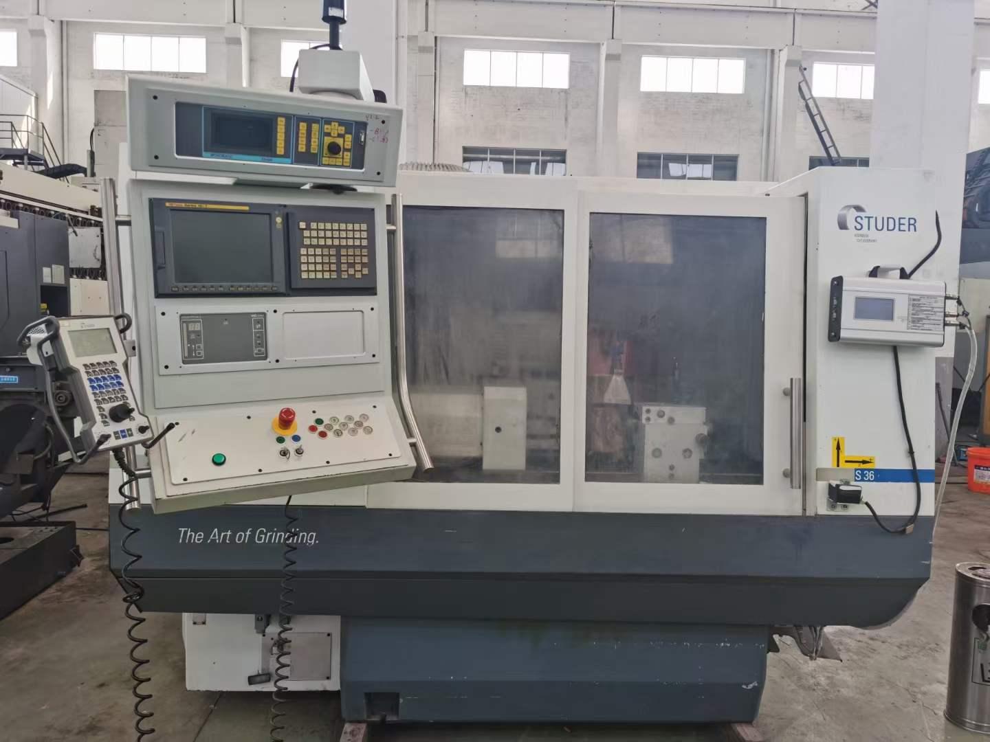 Cylindrical grinder 