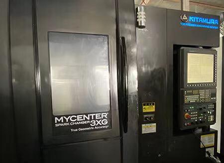Vertical machining center