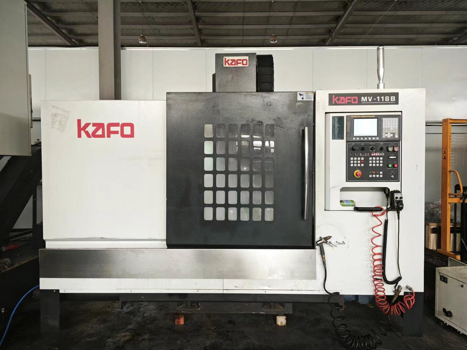 CNC milling machine