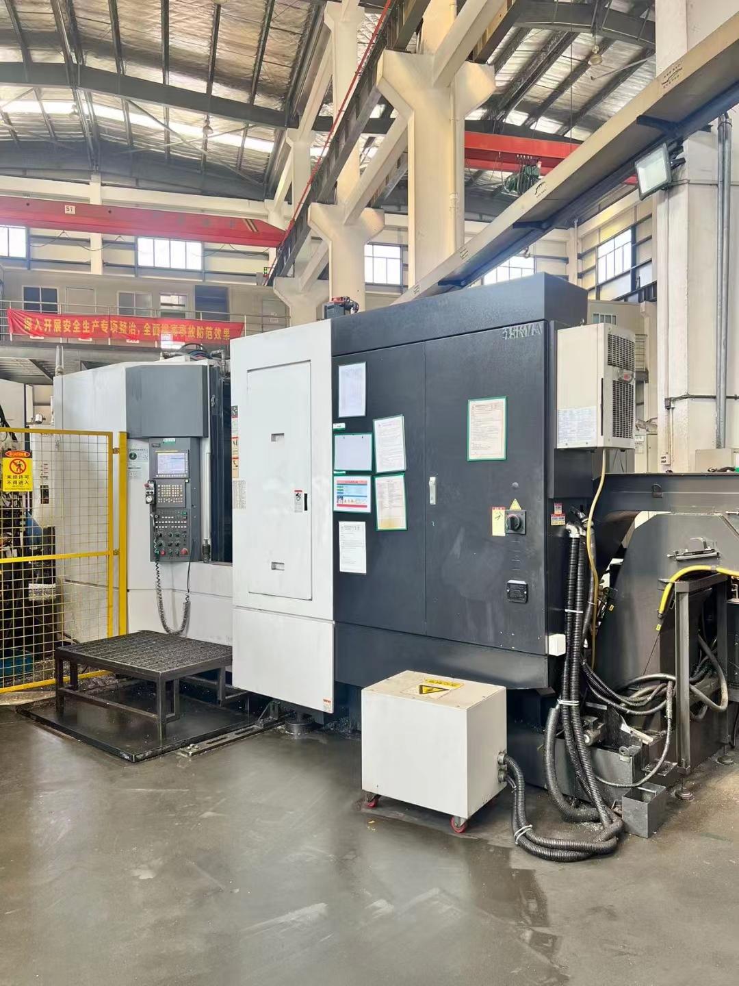 High speed horizontal machining center