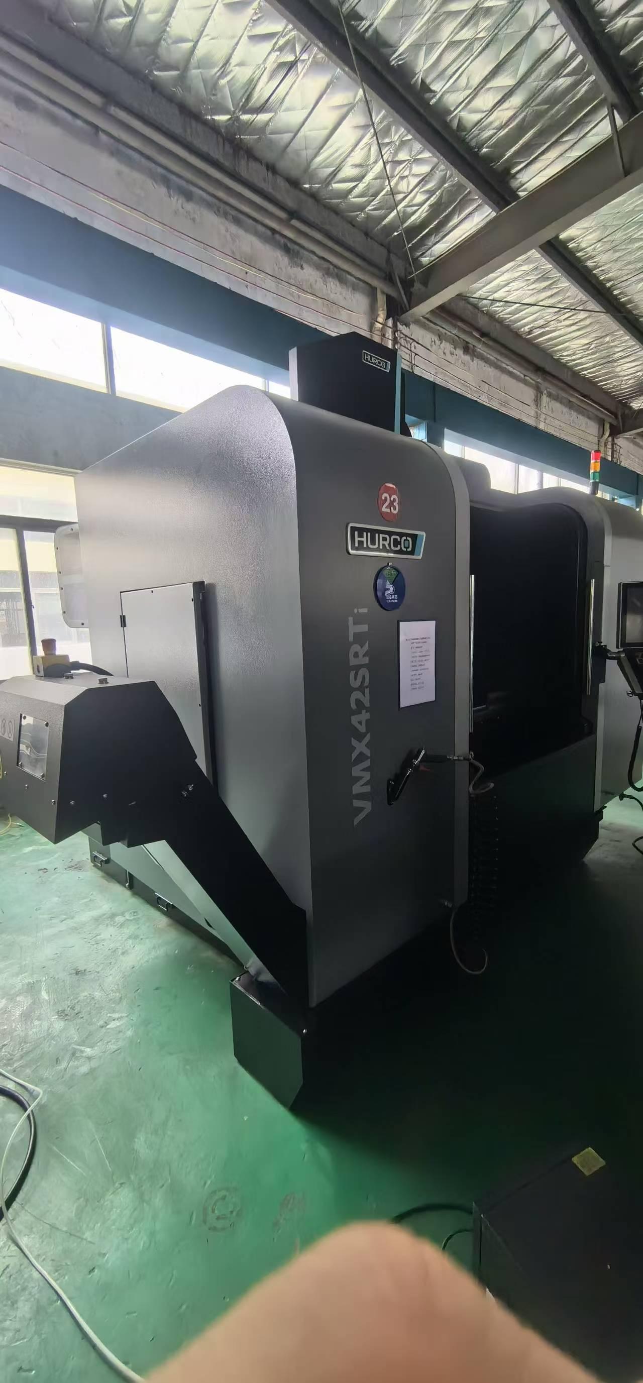 HURCO - VMX42SRTi