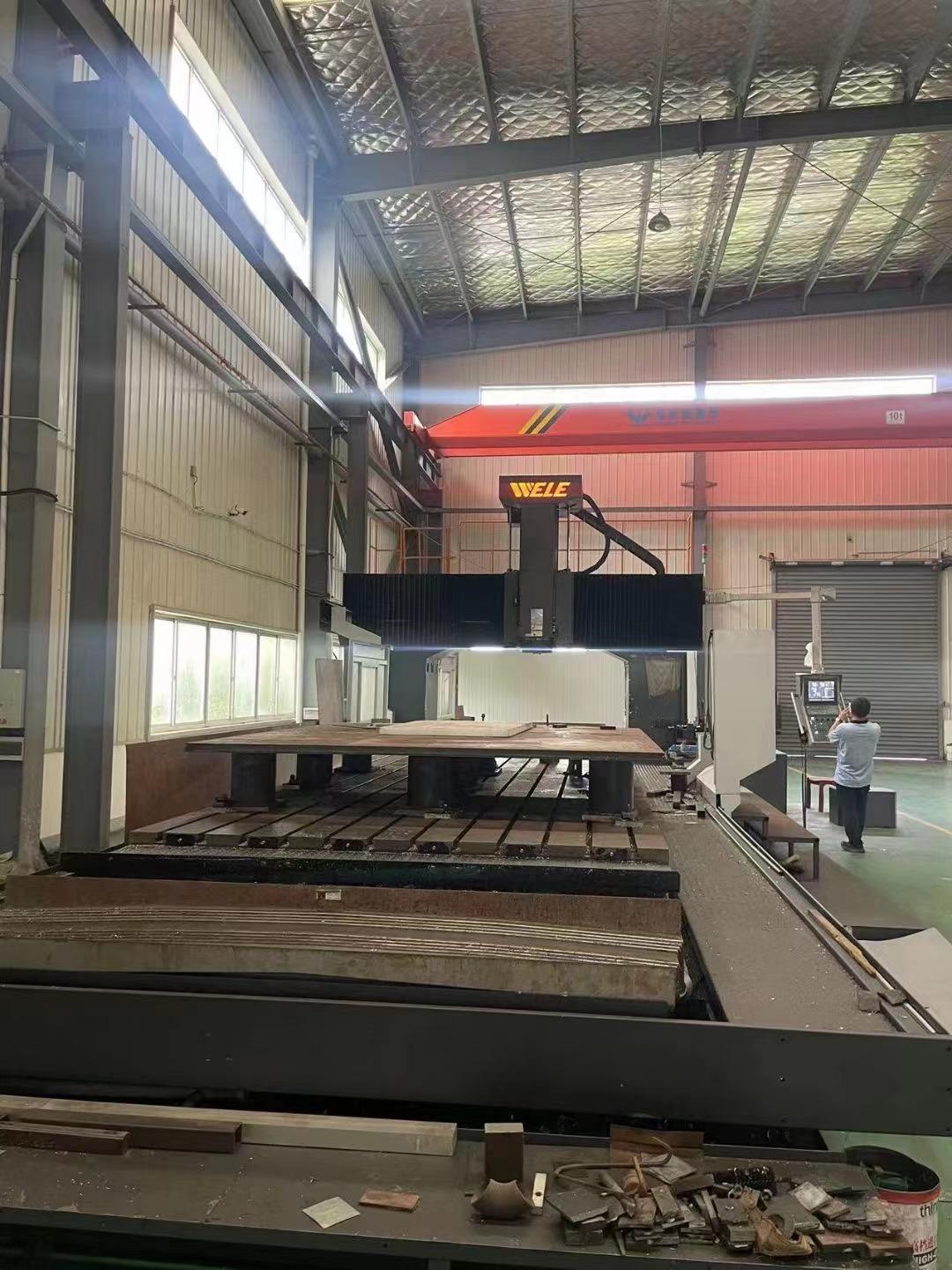 Gantry machining center