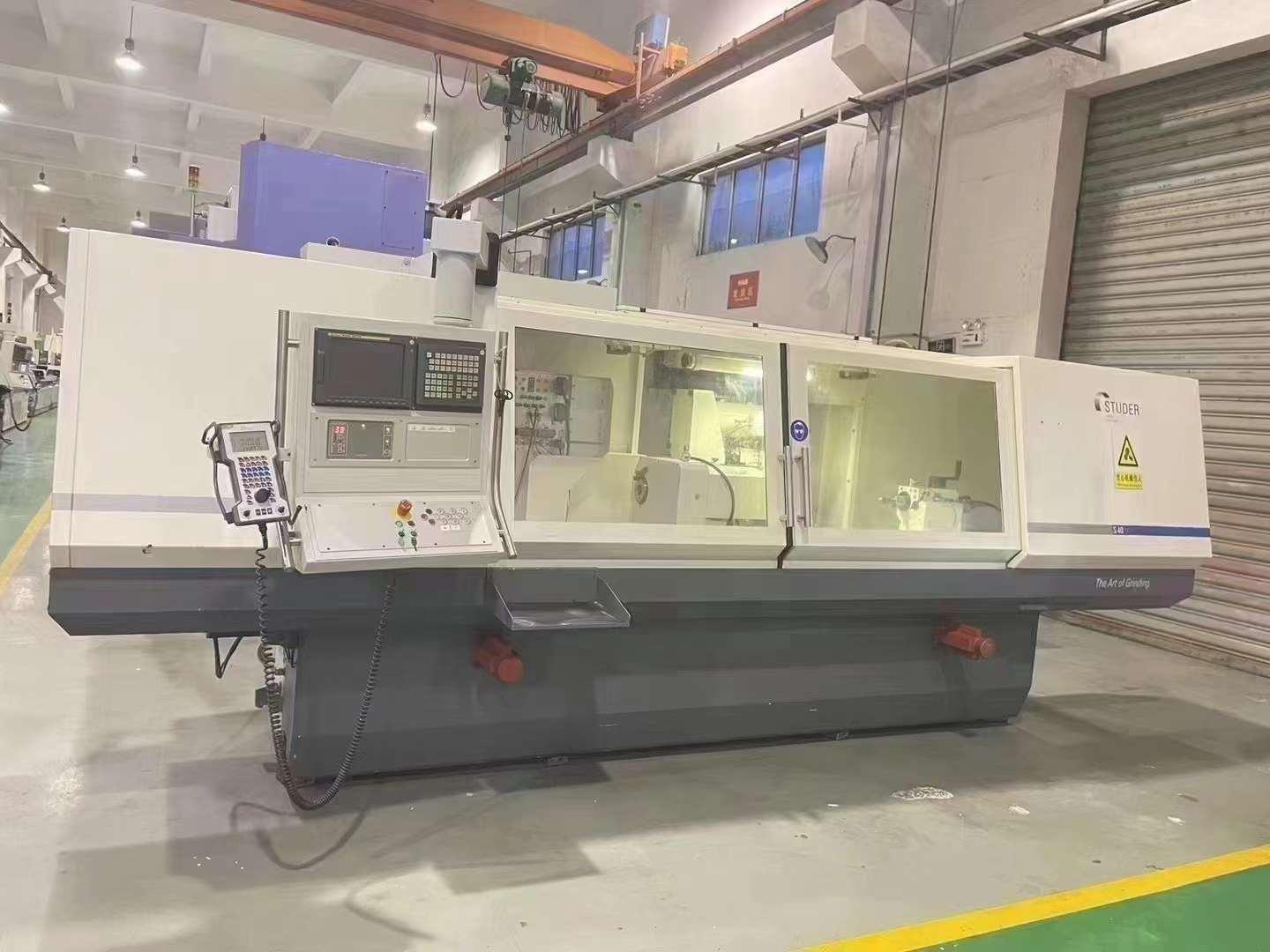 Cylindrical grinder 