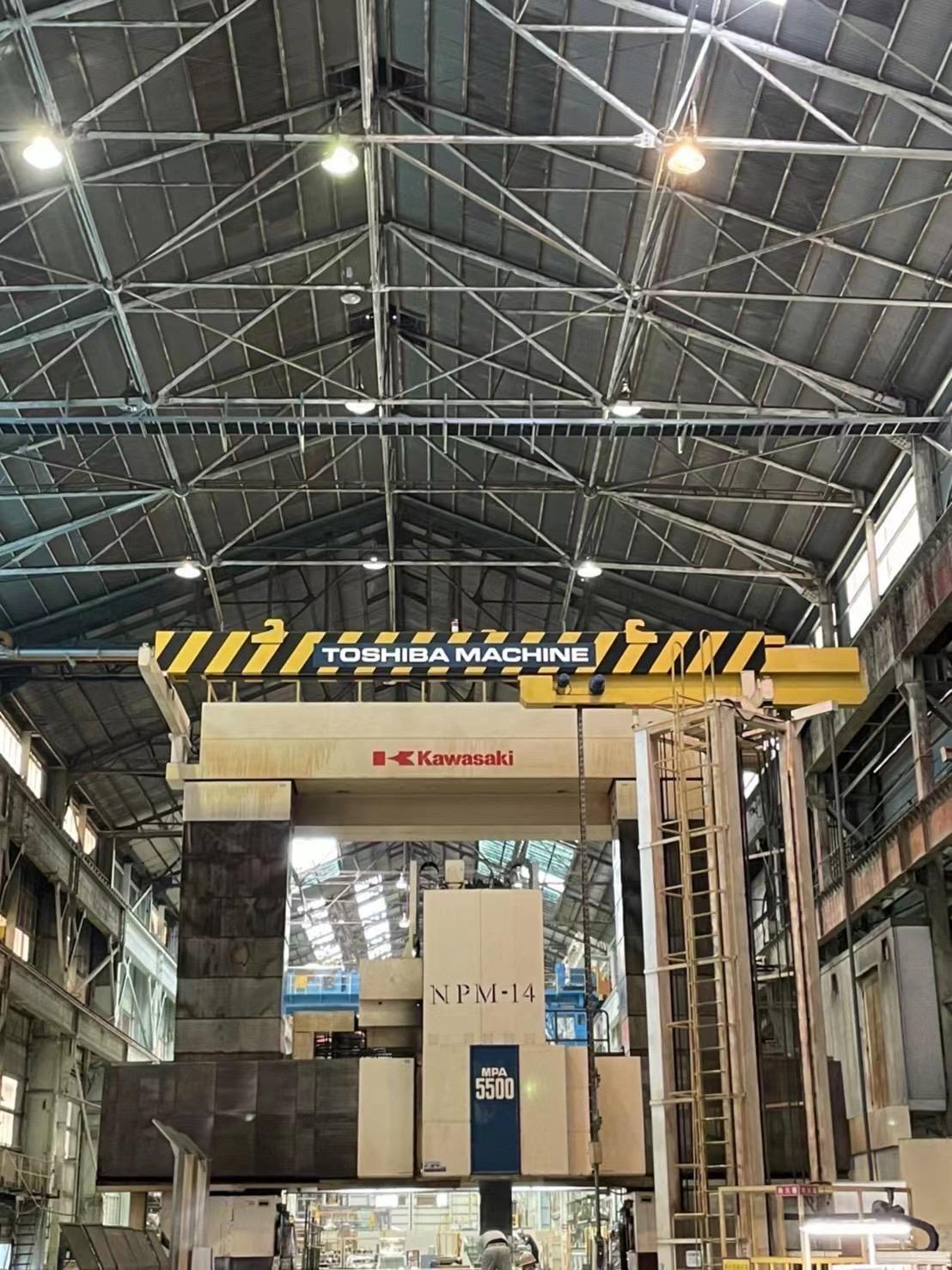 Gantry machining center