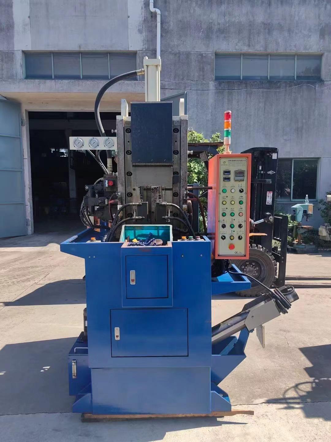 Vertical lathe