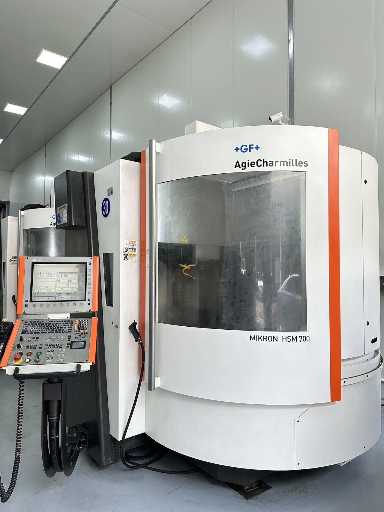 Mikron - HSM700