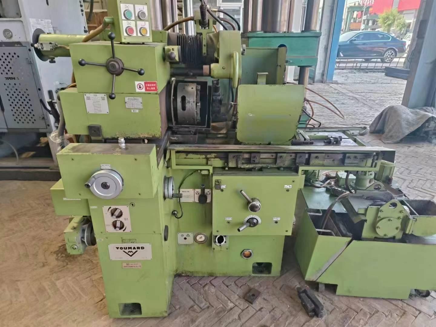 Internal cylindrical grinder 