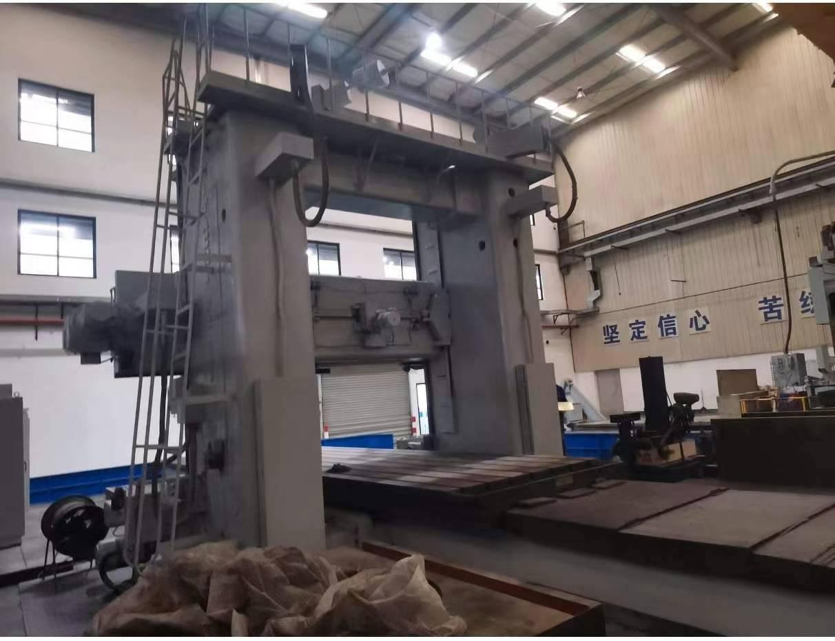 Gantry milling machine