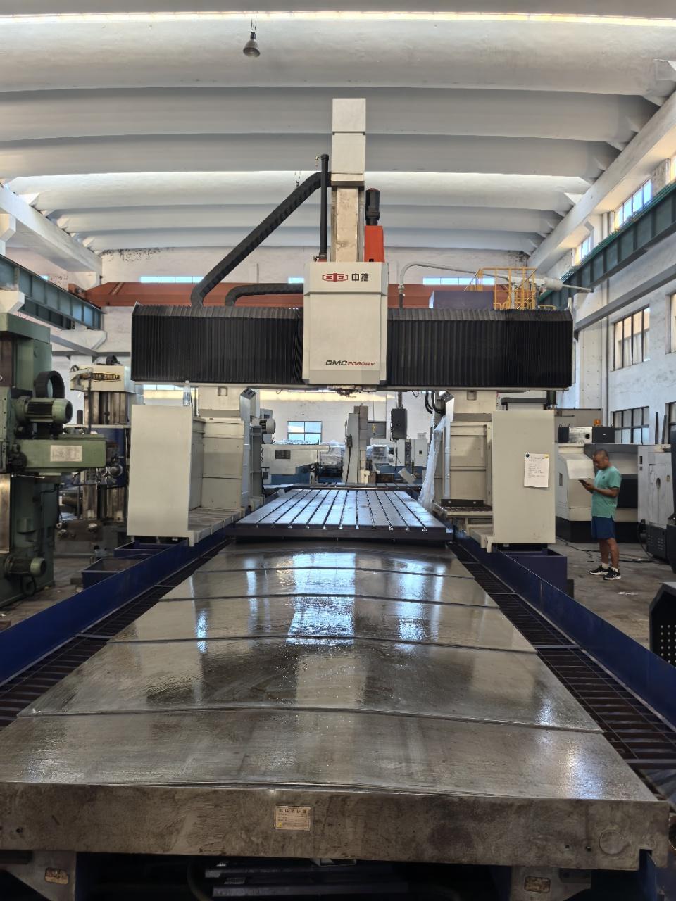 CNC gantry milling machine