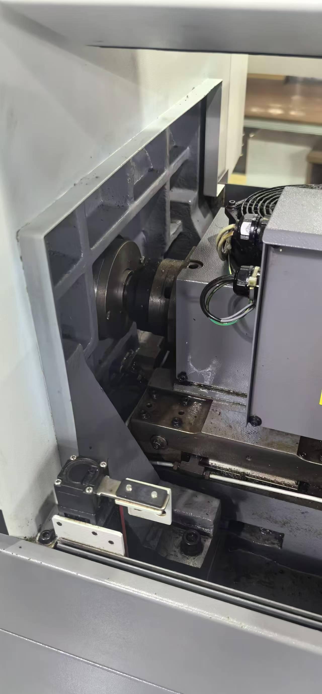 Automatic Lathe