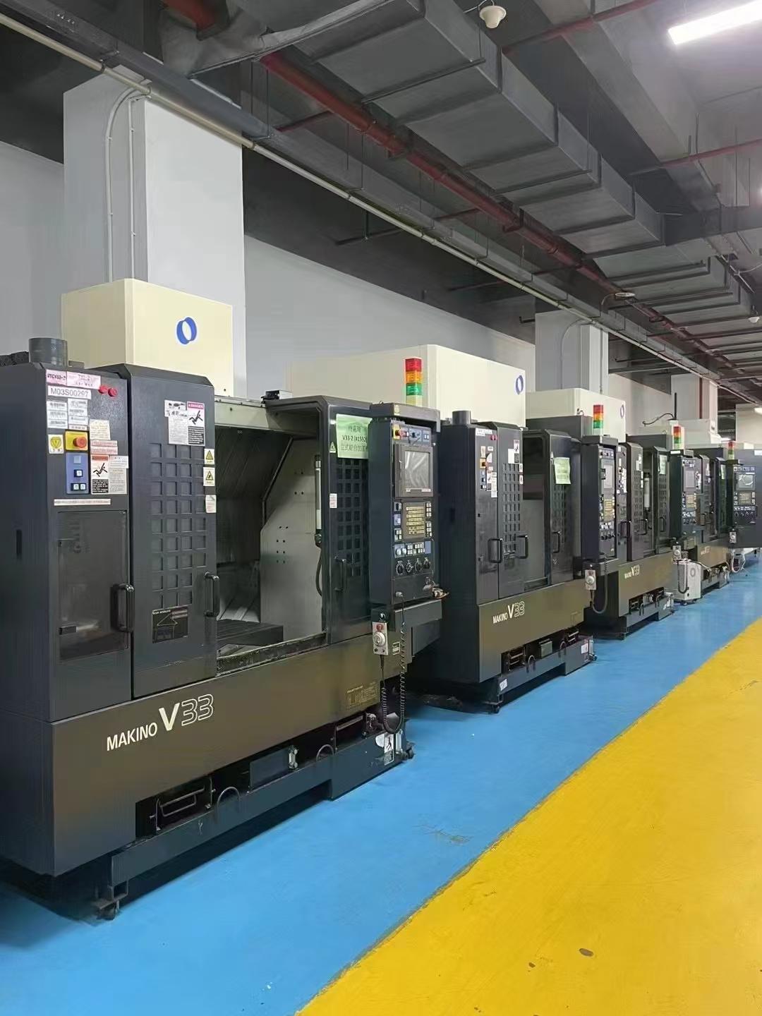 Vertical machining center