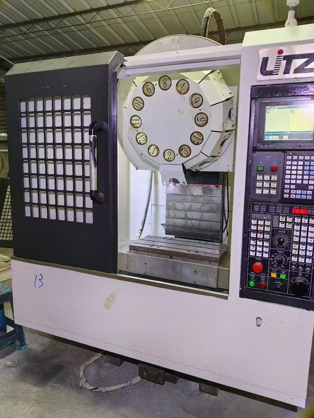 Drilling and tapping machine