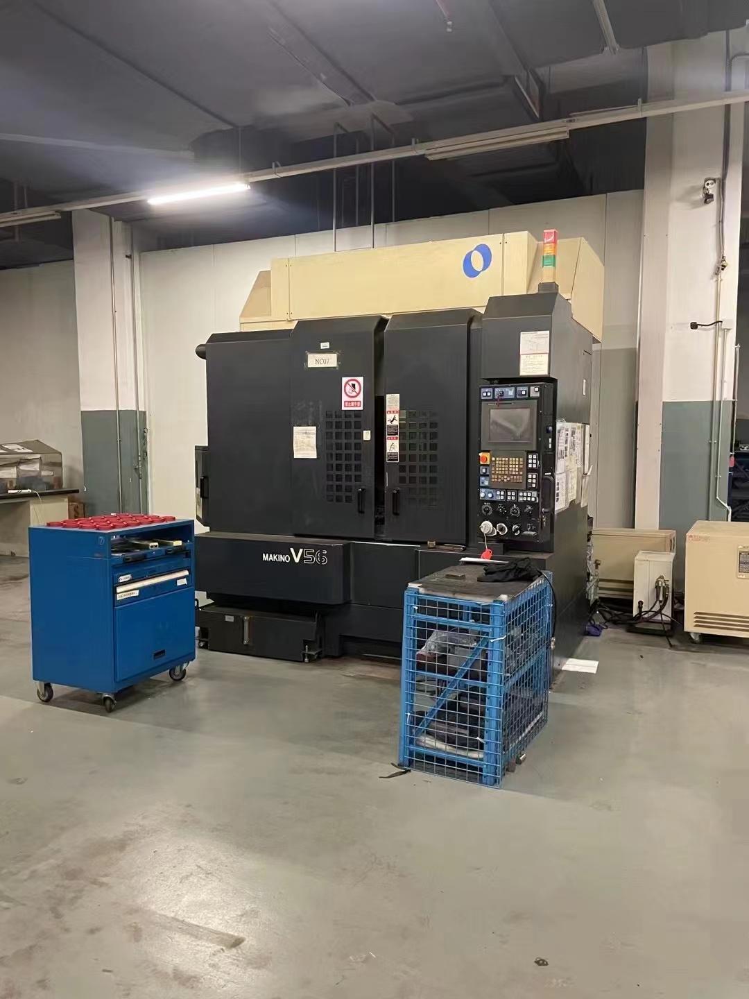 Vertical machining center