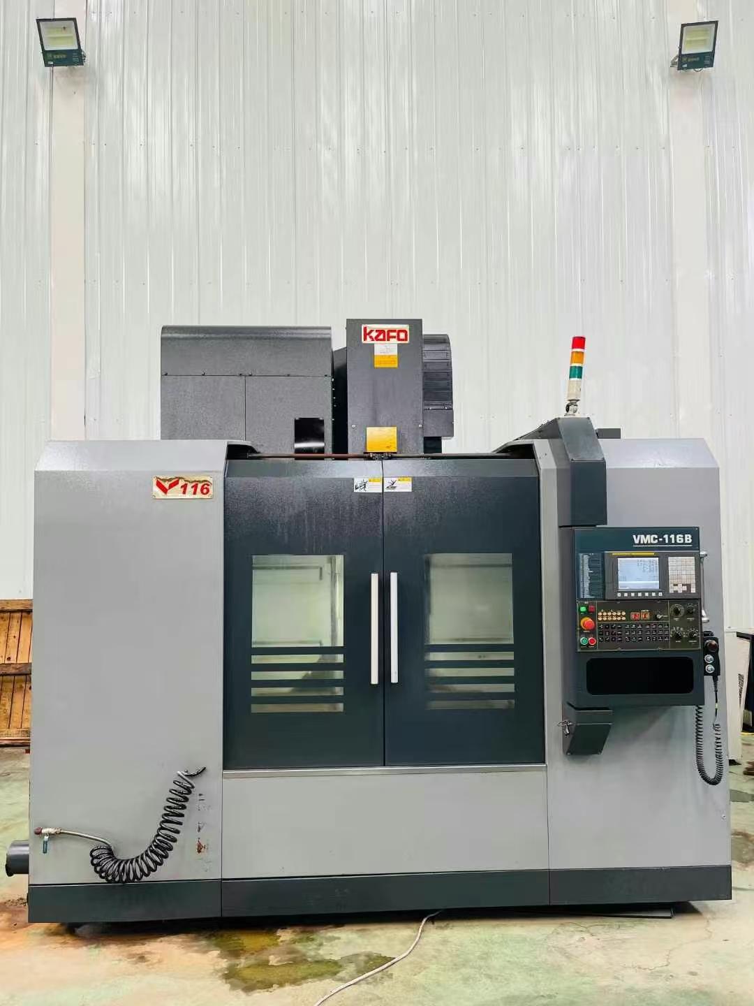 Vertical machining center