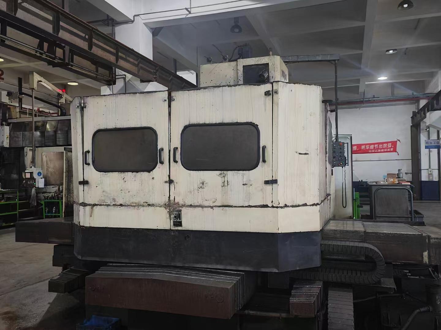 Horizontal milling and boring machine