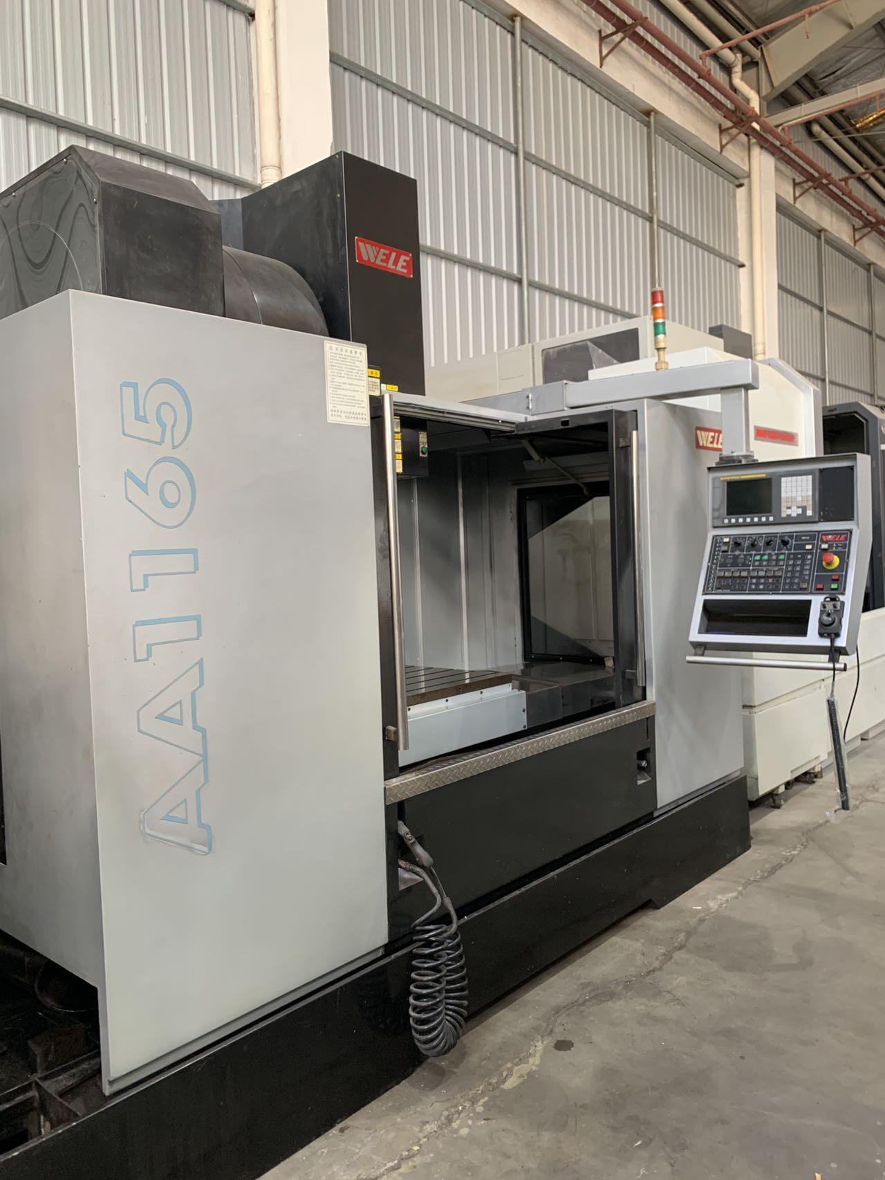 Vertical machining center